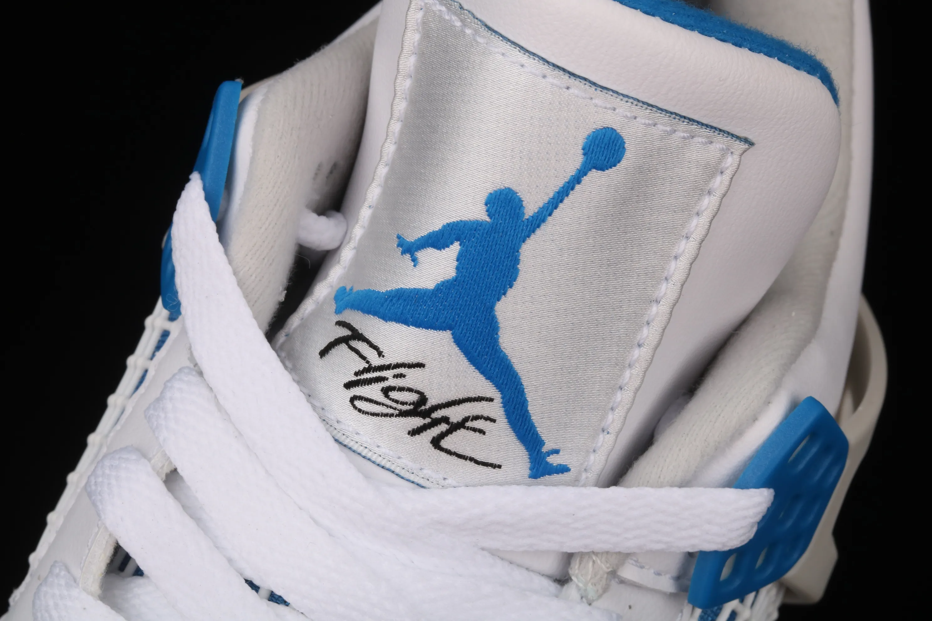 All categories Air Jordan Jordan series basketball shoes Air Jordan 4 pure original Air Jordan 4 Retro "Military Blue" AJ4 Joe 4 white blue 308497-105